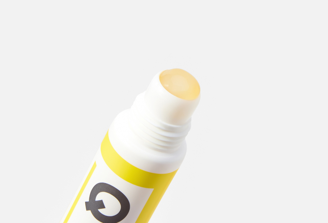 Q+A Energizing eye serum Caffeine