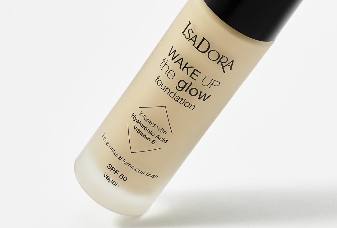 IsaDora Тональный крем Wake Up the Glow Foundation