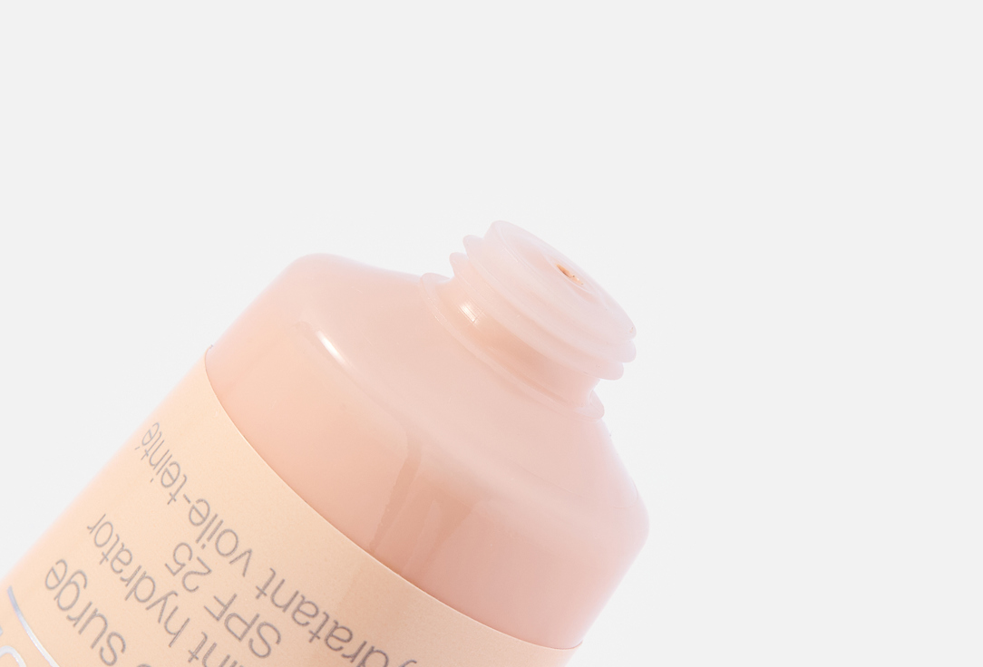Clinique Long-Lasting Moisturizing Face Tint SPF25 Moisture Surge