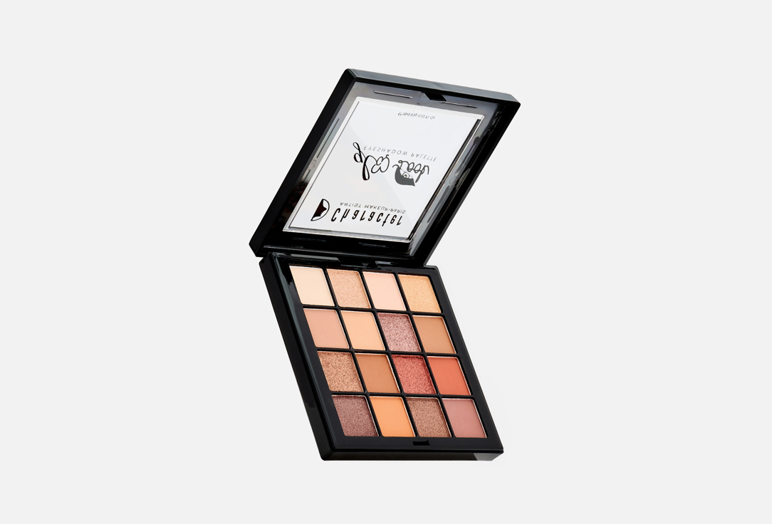 Character Eyeshadow palette Glam Look
