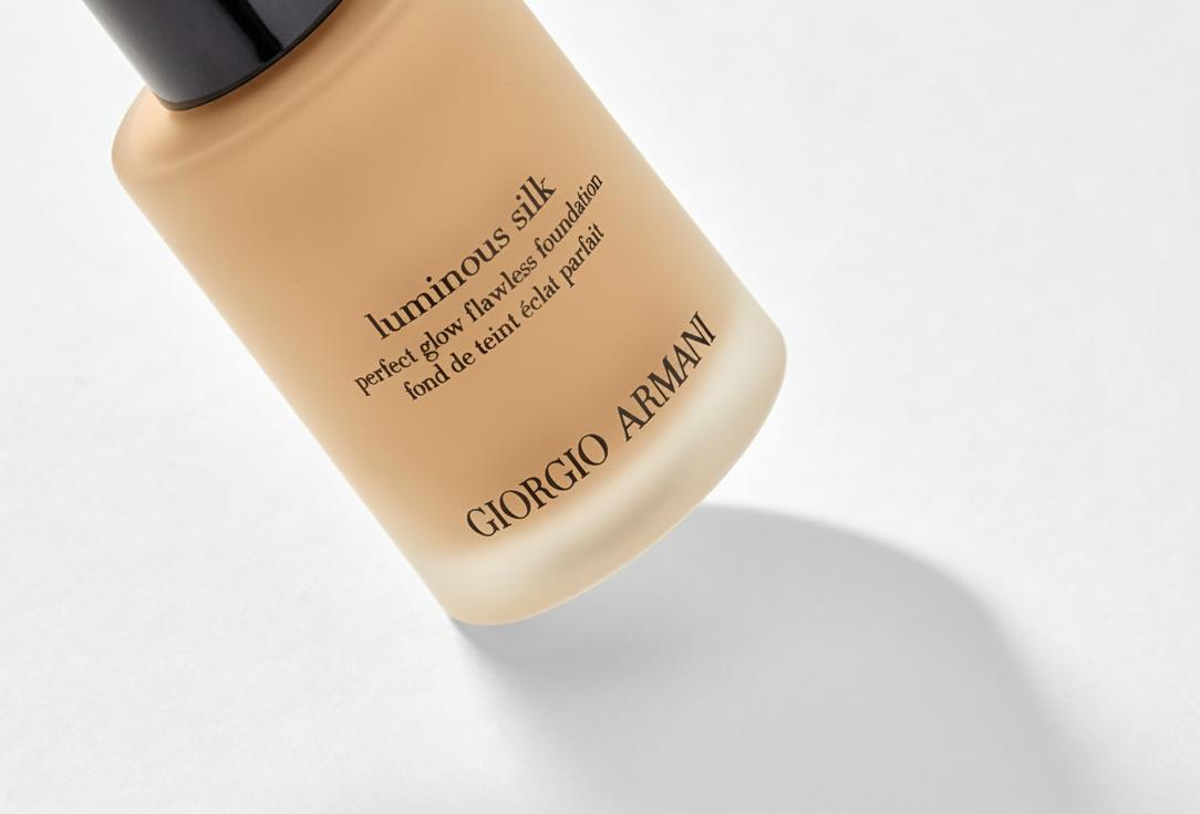 Armani Lightweight Liquid Foundation Luminous Silk