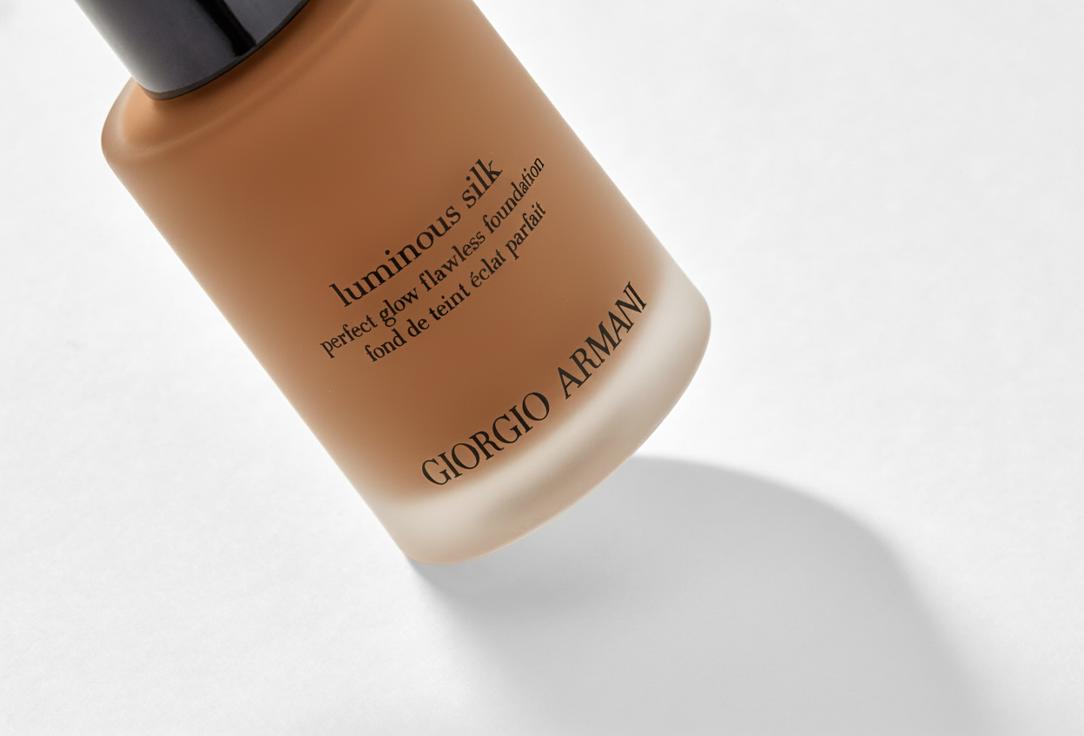Armani Lightweight Liquid Foundation Luminous Silk