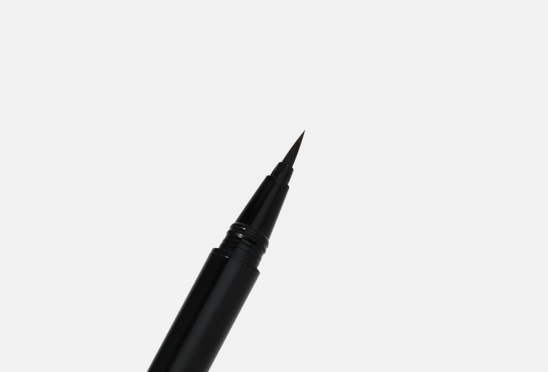 MakeUp Revolution Eyebrow pen Hair Stroke