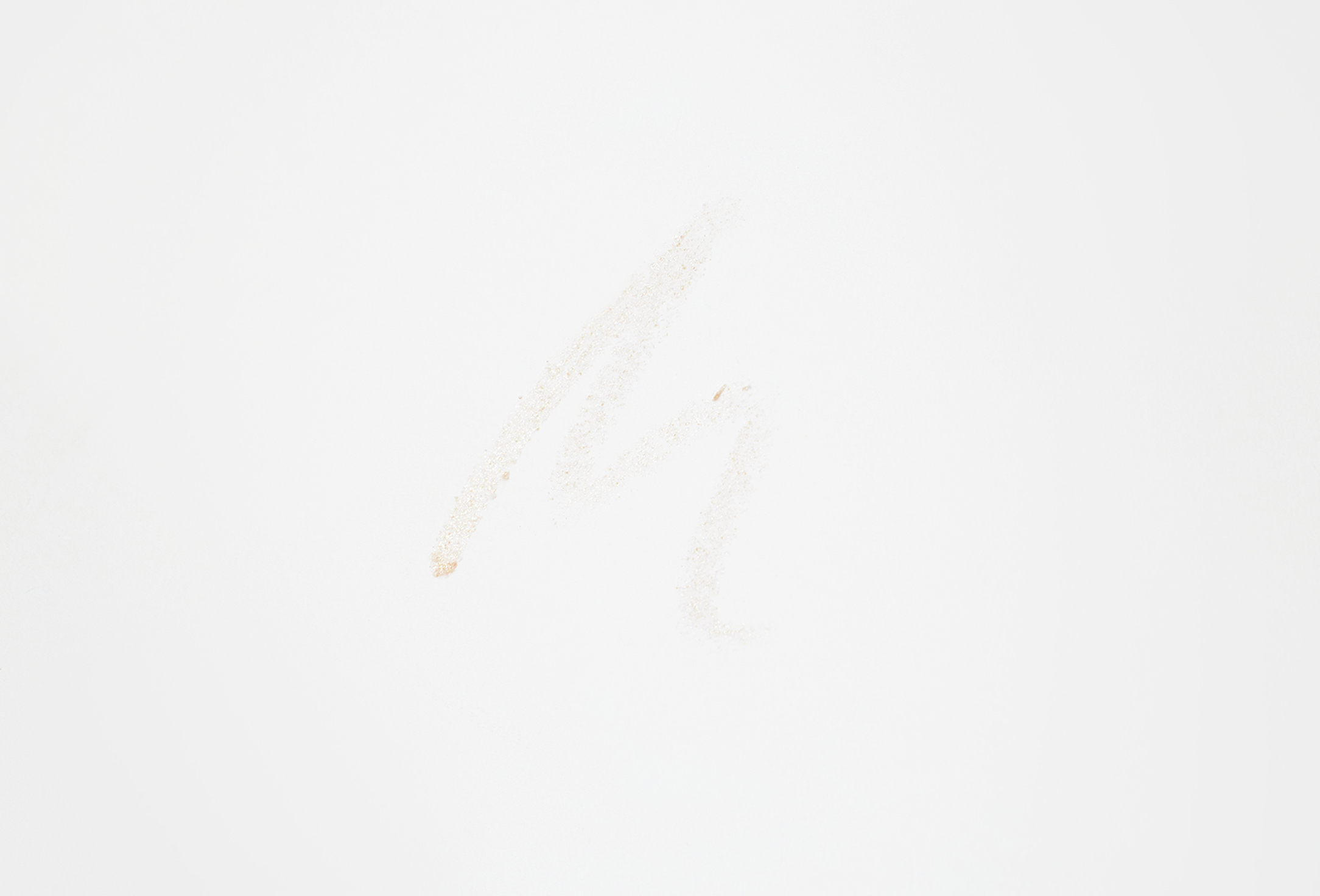 Unleashia Shimmering Glitter Stick Pretty Easy 2, Flutter 0.7 g Unleashia Shimmering Glitter Stick Pretty Easy