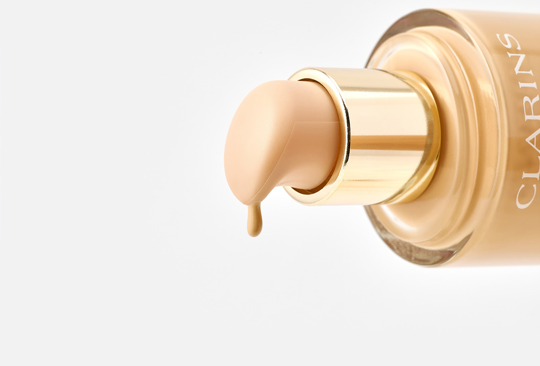 Clarins Lightweight Mattifying Foundation Skin Illusion Velvet