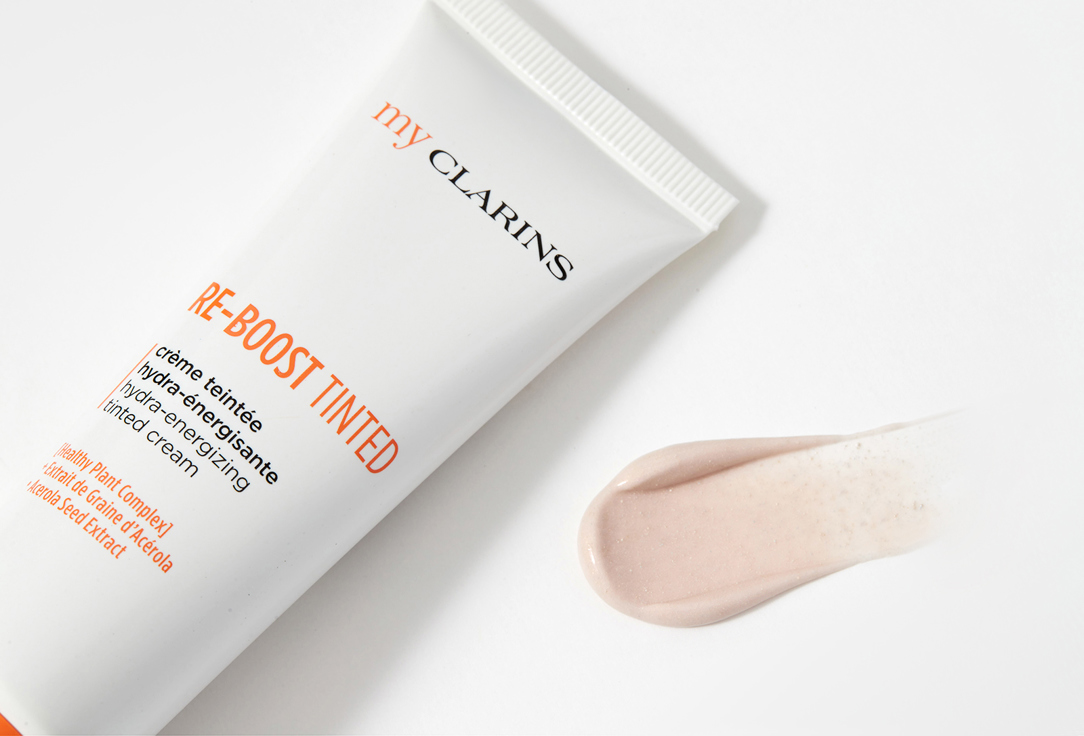 Clarins Illuminating & Moisturizing Face Cream MyClarins RE-BOOST tinted