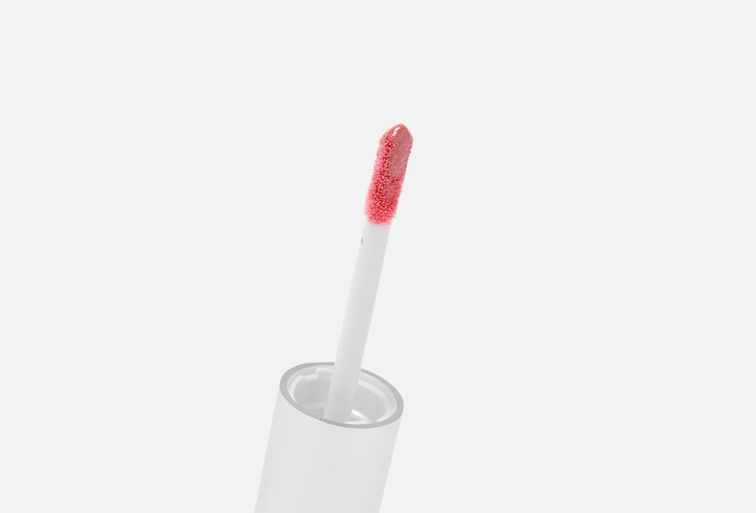 LUXVISAGE Volumizing Lip gloss Lip gloss plumper volumizer hot vanilla