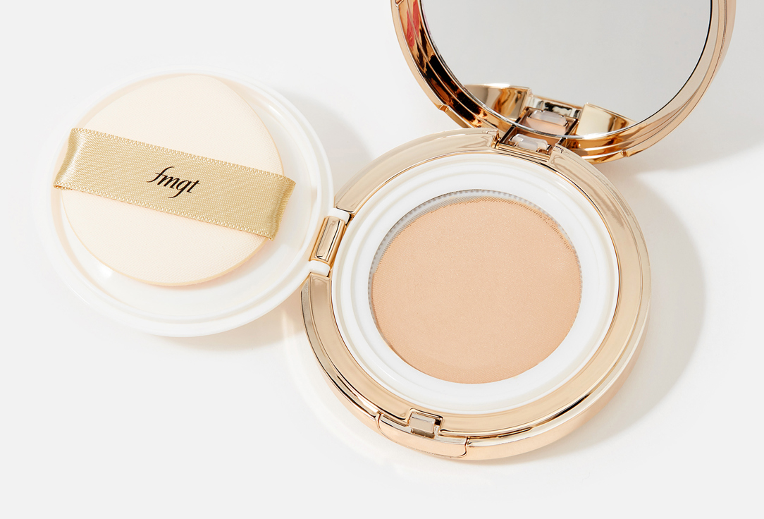 FMGT Radiance-enhancing cushion foundation Gold Collagen