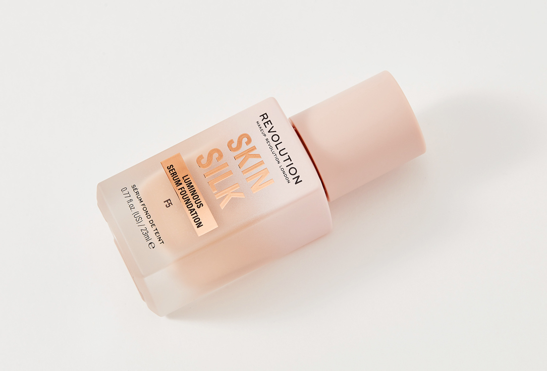MakeUp Revolution ТОНАЛЬНАЯ ОСНОВА для лица Skin Silk