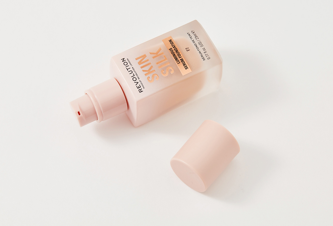 MakeUp Revolution Satin Liquid Serum-Foundation Skin Silk