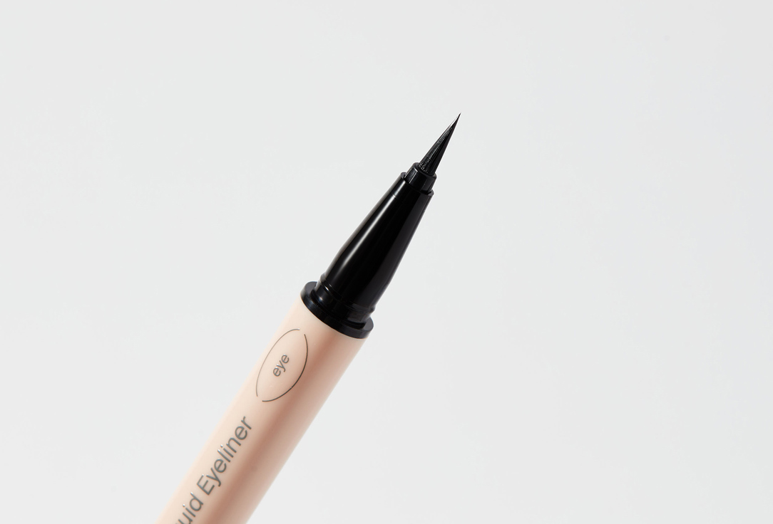 Divage Liquid Eyeliner Perfect Arrow