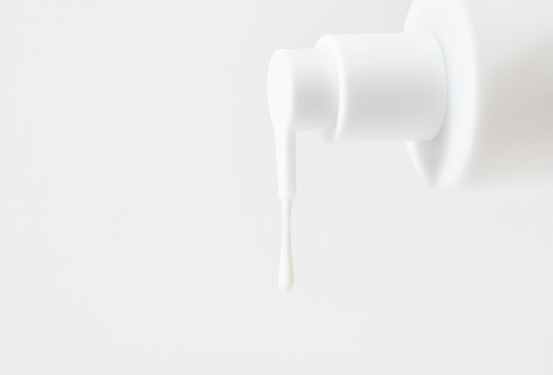 DARLING* Nourishing body milk with antioxidants RHUBAY