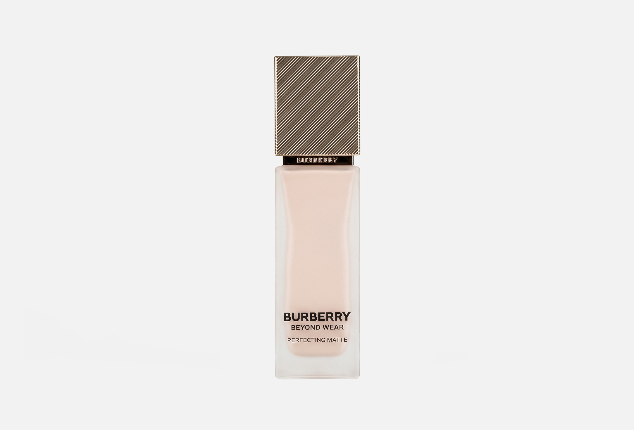 Beyond Wear Flawless Matte  30 10, Fair cool ivory