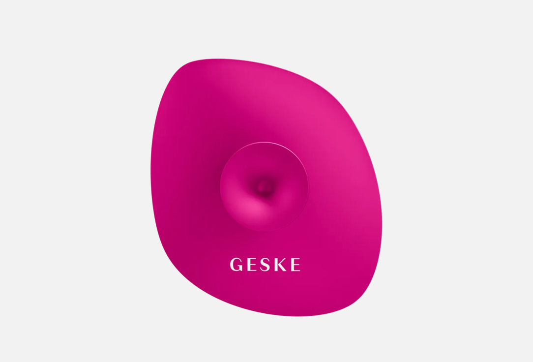 GESKE Facial brush 4 in 1 with handle Cleansing Magenta 1 pcs GESKE Facial brush 4 in 1 with handle Cleansing