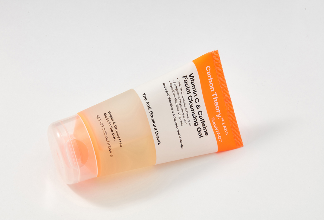 CARBON THEORY Brightening & Refreshing Face Cleanser Vitamin C & Caffeine 100 ml CARBON THEORY Brightening & Refreshing Face Cleanser Vitamin C & Caffeine