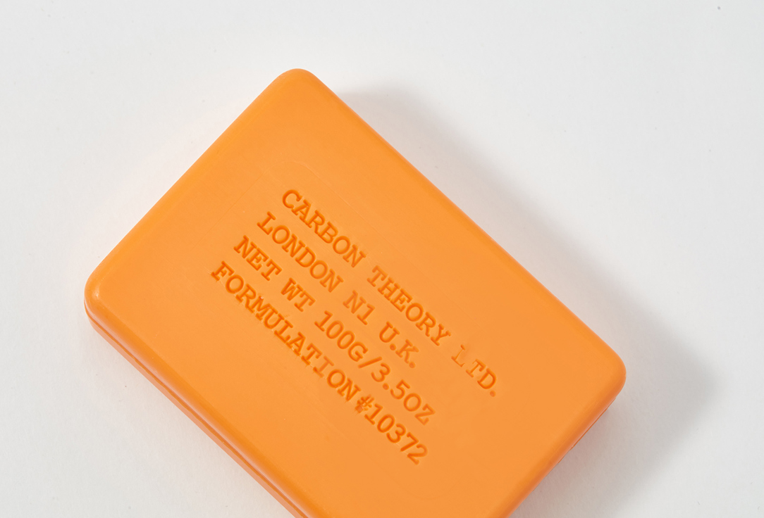 CARBON THEORY Brightening Face Bar Vitamin C & Caffeine 100 g CARBON THEORY Brightening Face Bar Vitamin C & Caffeine