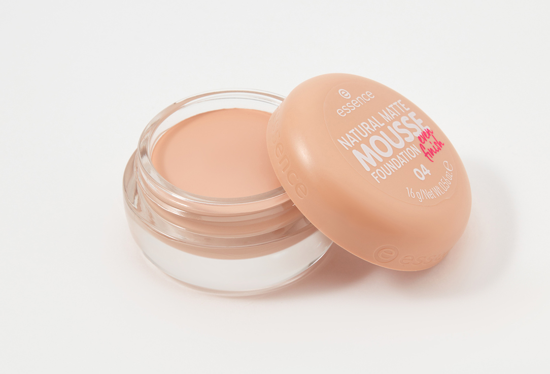 essence Foundation NATURAL MATTE MOUSSE
