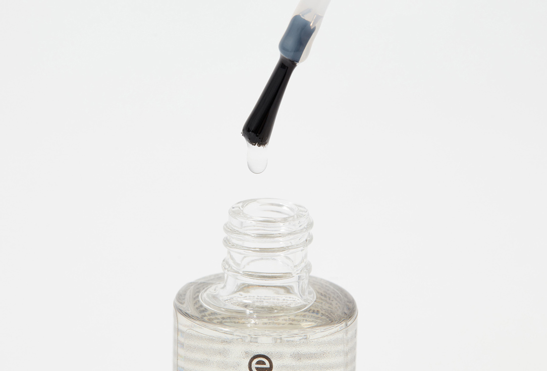 essence Base & top nail coat 2 in 1
