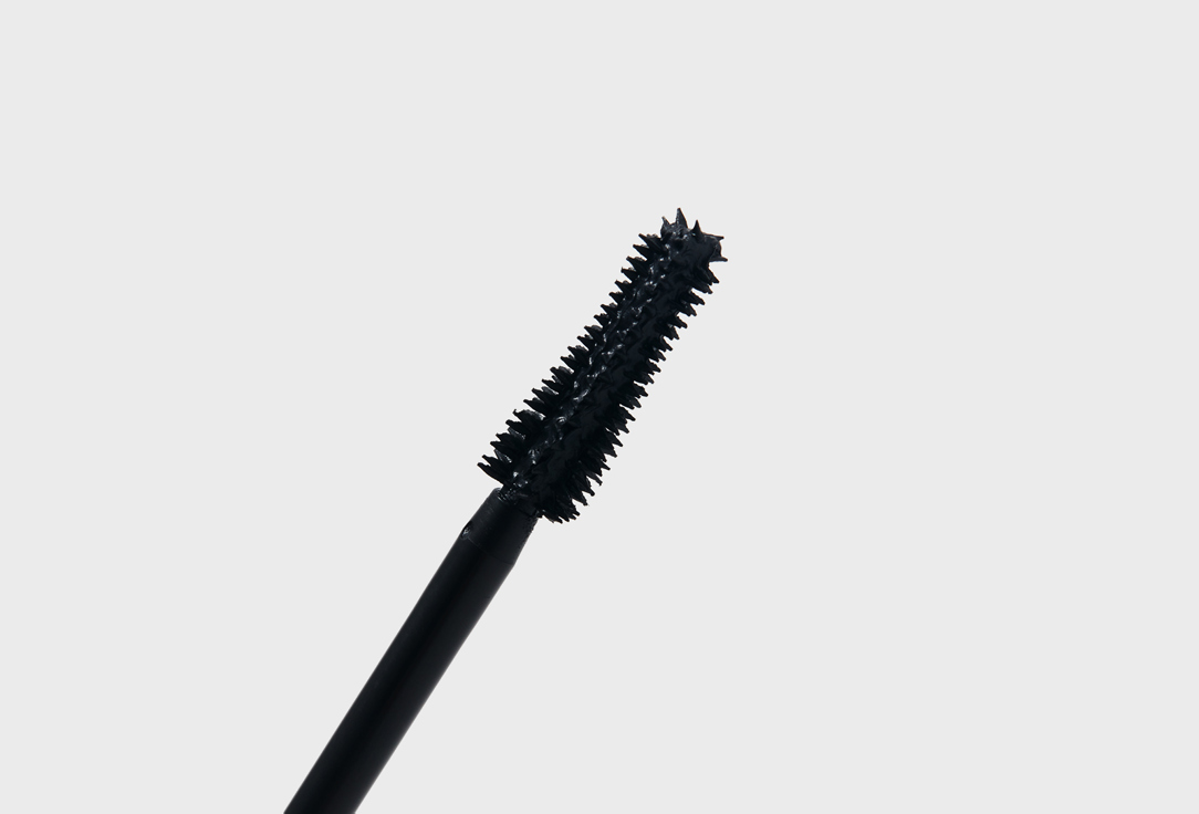 essence Dramatic false lash effect mascara call me Queen Black 11.5 ml essence Dramatic false lash effect mascara call me Queen