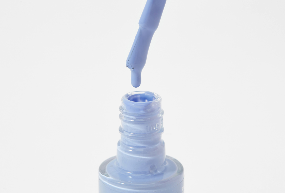 essence Glossy, fast-drying gel-effect nail polish Gel Nail Colour