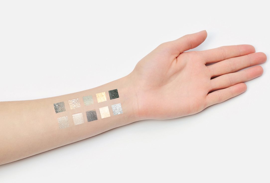 Forever52 50 Color Eyeshadow Palette Color Me Out