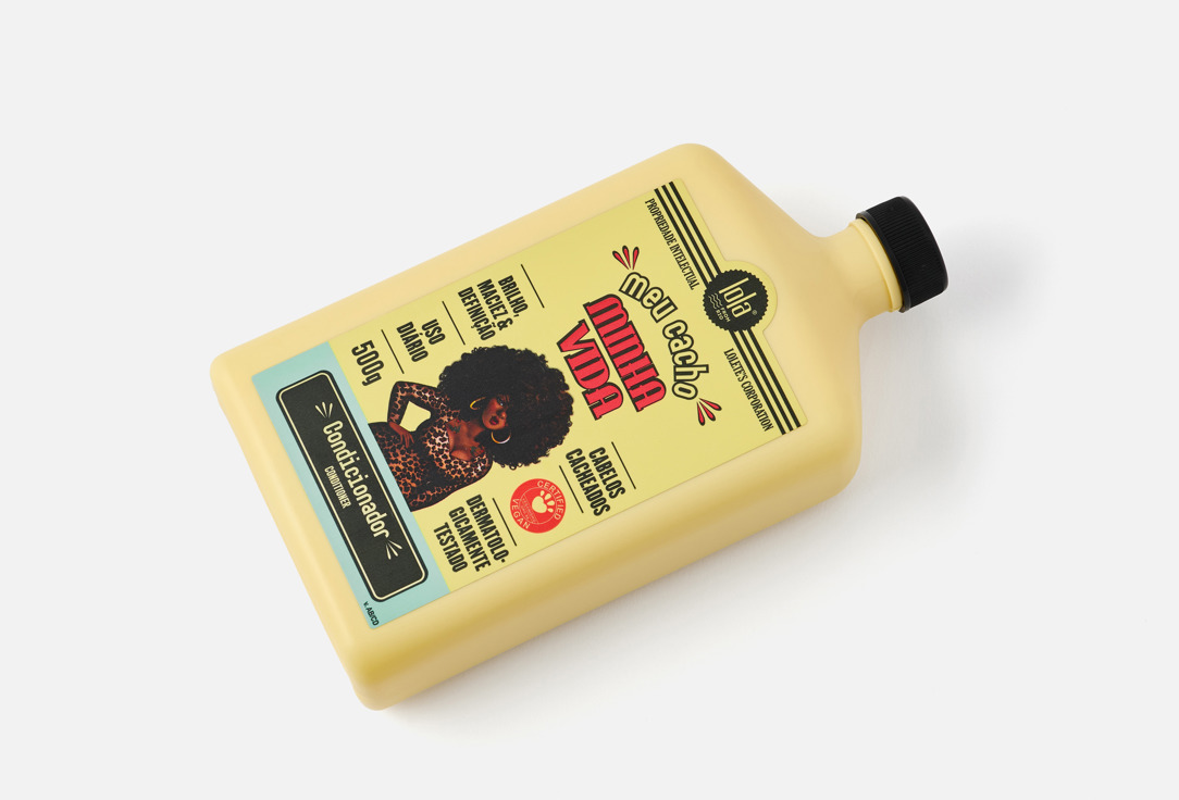 Lola from Rio Moisturising Conditioner For Curly Hair Meu Cacho Minha Vida