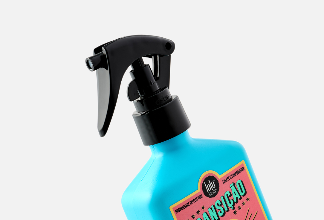 Lola from Rio Moisturizing & Revitalizing Hair Spray Transicao