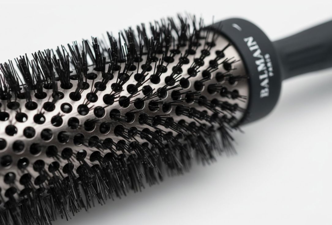 Balmain Paris Professional Ceramic Round Styling brush 43mm XL