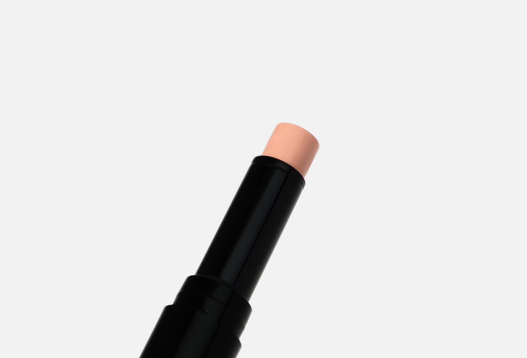 IsaDora moisturising lip balm GLOSSY BALM HYDRATING STYLO Pink silk 1.6 g IsaDora moisturising lip balm GLOSSY BALM HYDRATING STYLO