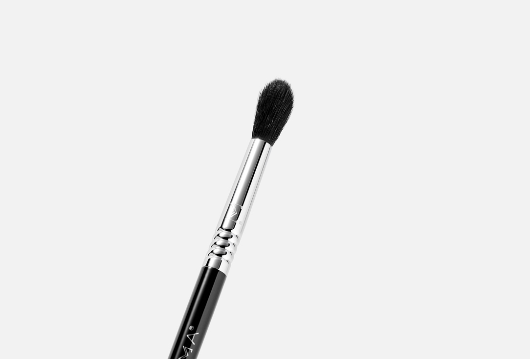 SIGMA BEAUTY Кисть для растушевки MAX SMALL TAPERED BLENDING BRUSH E45
