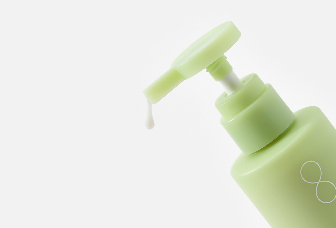 BY WISHTREND Cleansing facial foam Green Tea & Enzyme Milky
