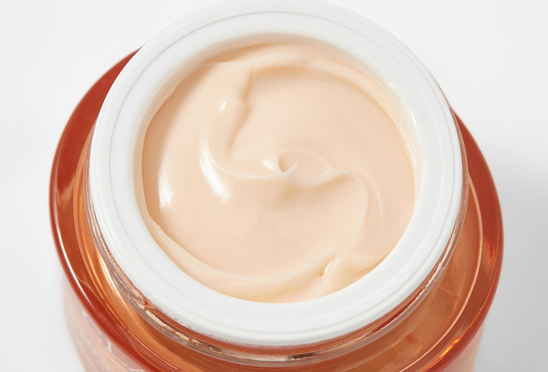 Clarins Lifting & Smoothing Day Cream for all skin types Extra-Firming