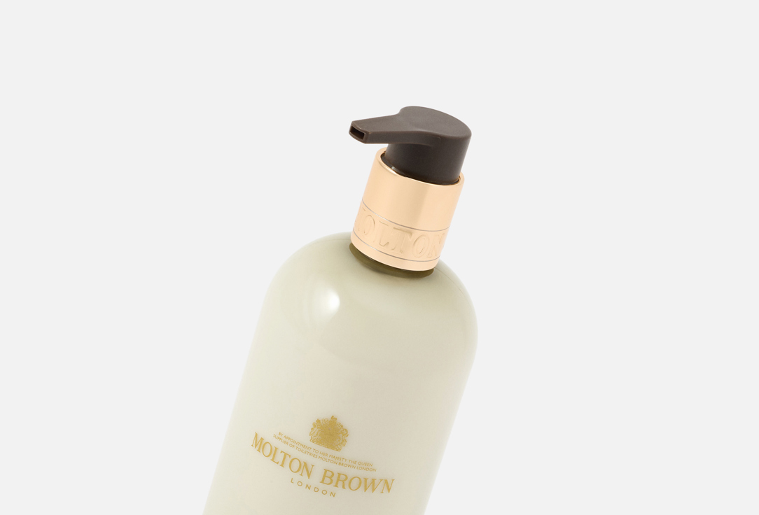 Molton Brown HAND LOTION MESMERISING OUDH ACCORD & GOLD