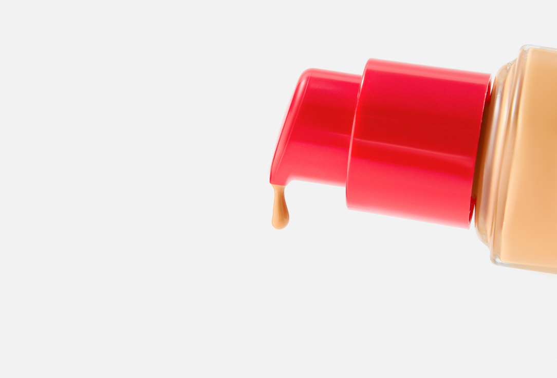 Rimmel Hydrating liquid foundation Lasting Finish Golden Honey 30 ml Rimmel Hydrating liquid foundation Lasting Finish