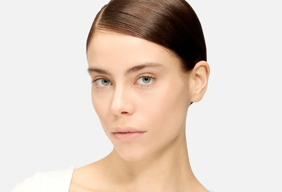NATASHA DENONA Осветляющая пудра для лица INFUSED GLOW BEAUTIFIER