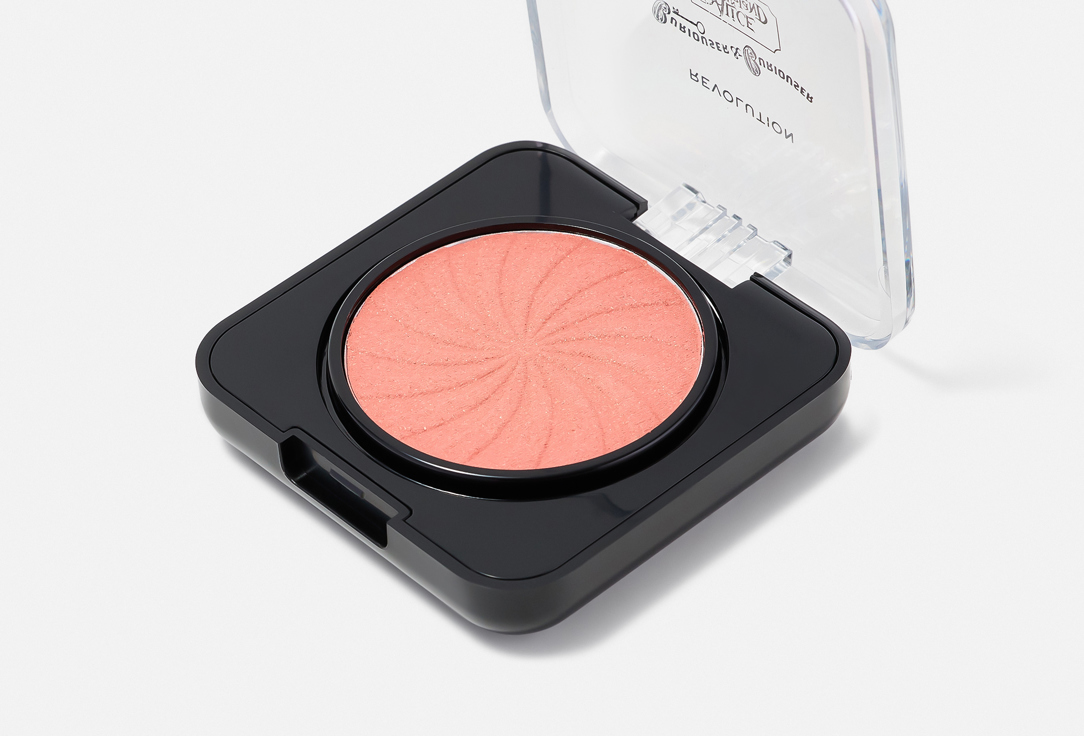 MakeUp Revolution Компактные румяна The Wrong Alice Blusher