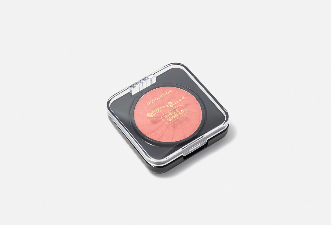 MakeUp Revolution Компактные румяна The Wrong Alice Blusher