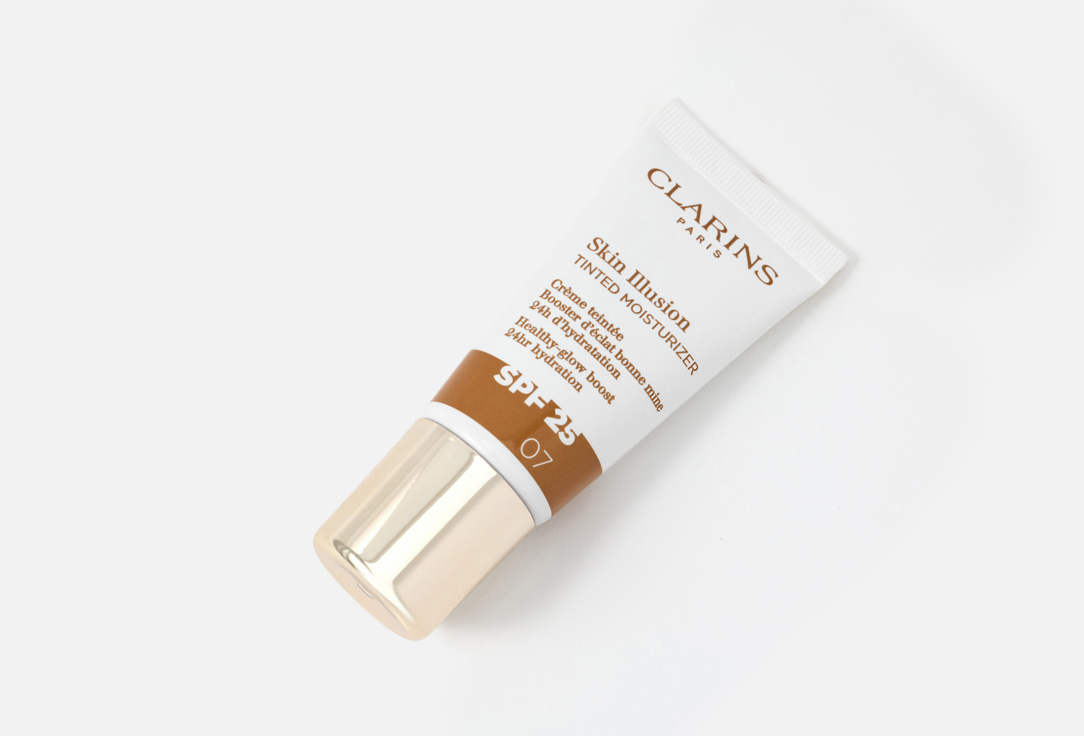 Clarins Moisturizing & Glowing Creamy Foundation SPF 25 Skin Illusion Tinted Moisturizer 07 40 ml Clarins Moisturizing & Glowing Creamy Foundation SPF 25 Skin Illusion Tinted Moisturizer