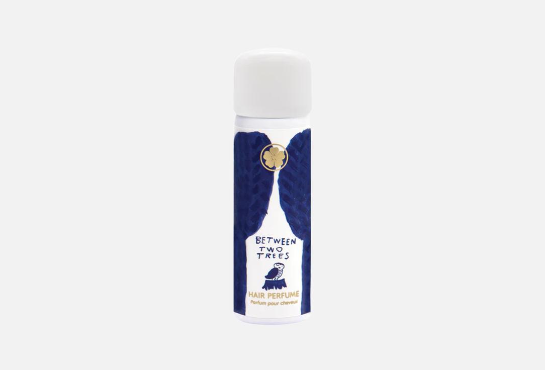 FLORAÏKU HAIR SPRAY BETWEEN TWO TREES