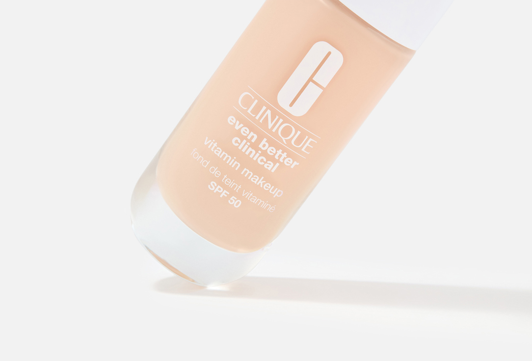 Clinique Radiant SPF 50 liquid foundation Even Better Clinical 02, Light Cool 30 ml Clinique Radiant SPF 50 liquid foundation Even Better Clinical
