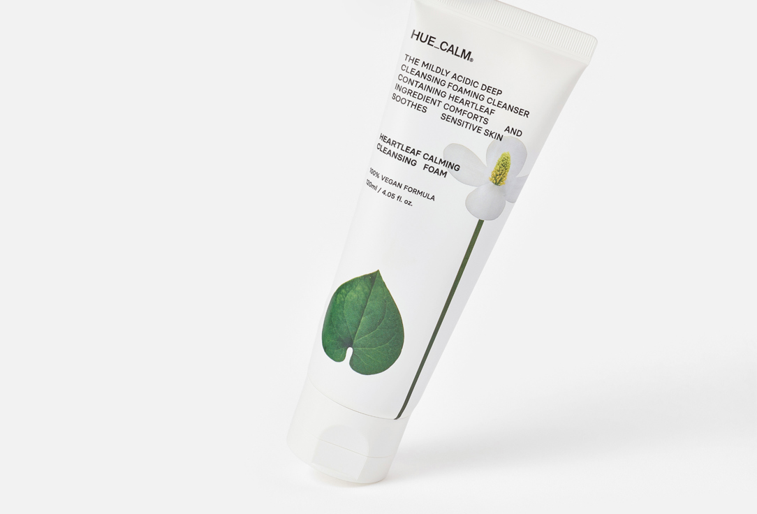 HUECALM Soothing Face Cleansing Foam Heartleaf calming 120 ml HUECALM Soothing Face Cleansing Foam Heartleaf calming