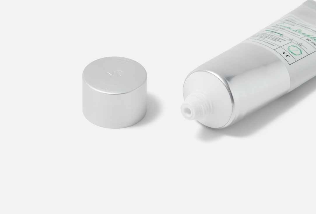 VT Facial Cleansing Foam REEDLE SHOT CLEANSER