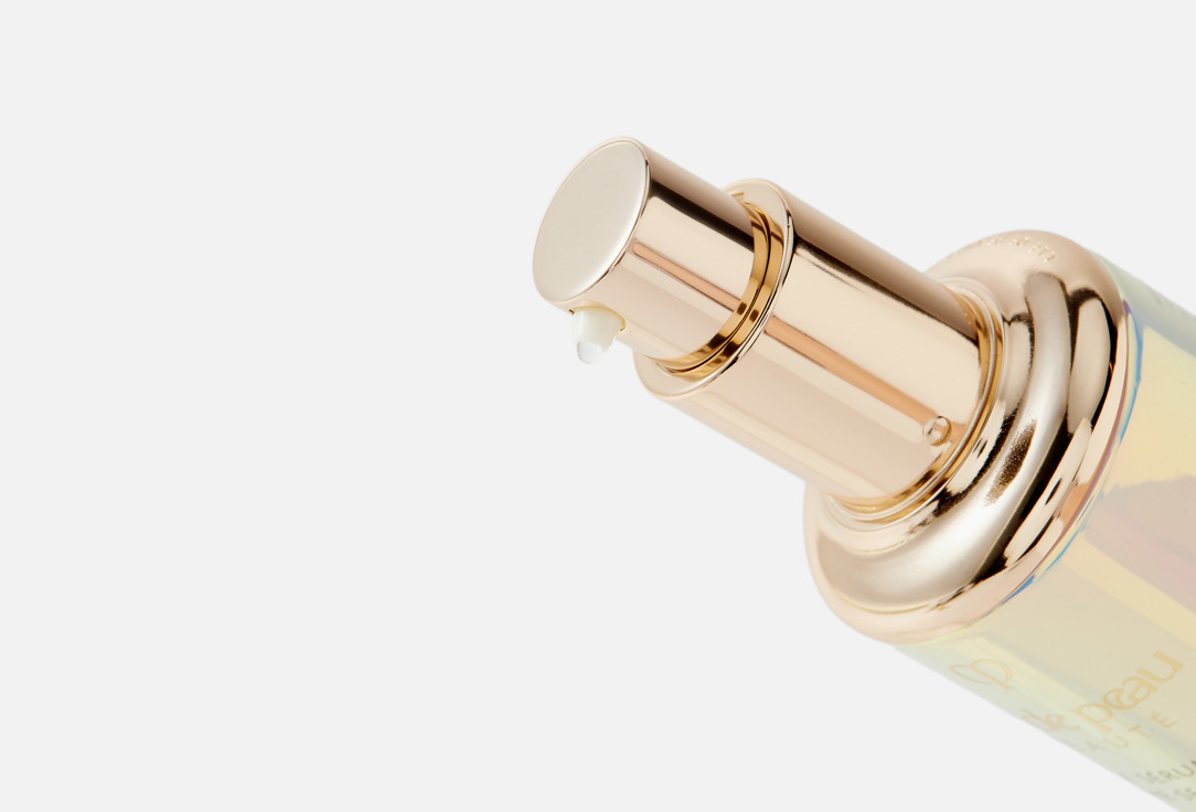 Clé de Peau Beauté Hydrating face serum The serum