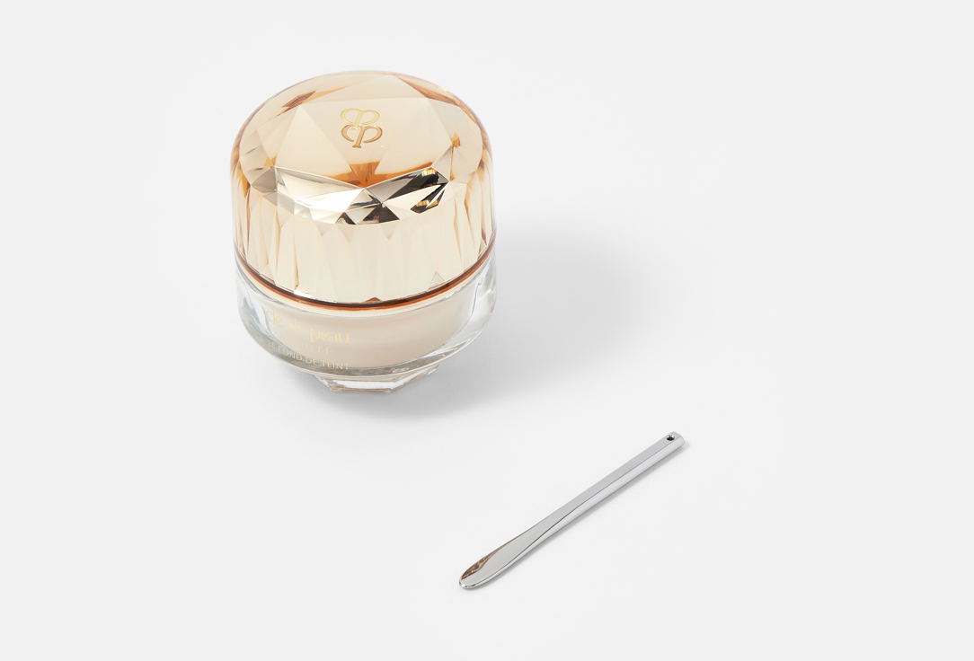 Clé de Peau Beauté Illuminating Creamy Foundation SPF22 The Foundation