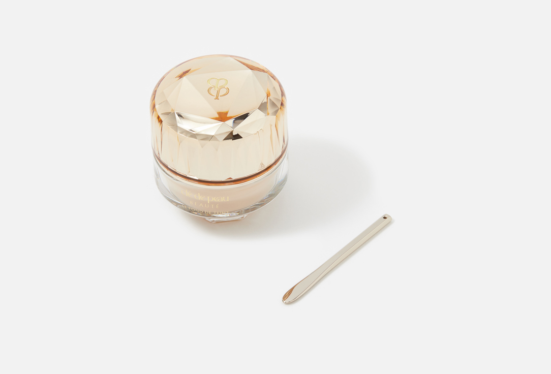 Clé de Peau Beauté Illuminating Creamy Foundation SPF22 The Foundation