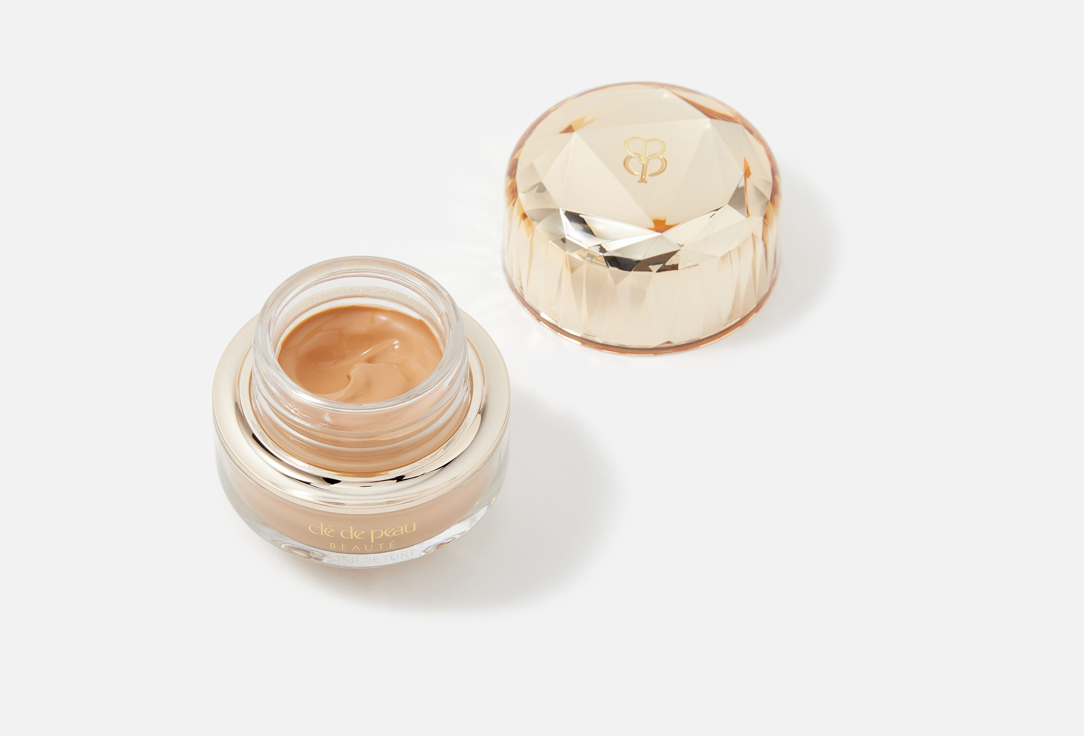Clé de Peau Beauté Illuminating Creamy Foundation SPF22 The Foundation