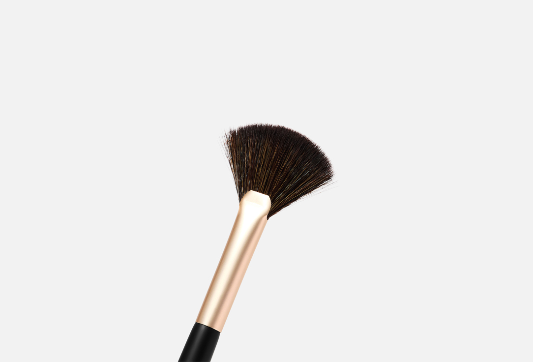 ARMAF BEAUTE Fan Brush Fan Brush 05