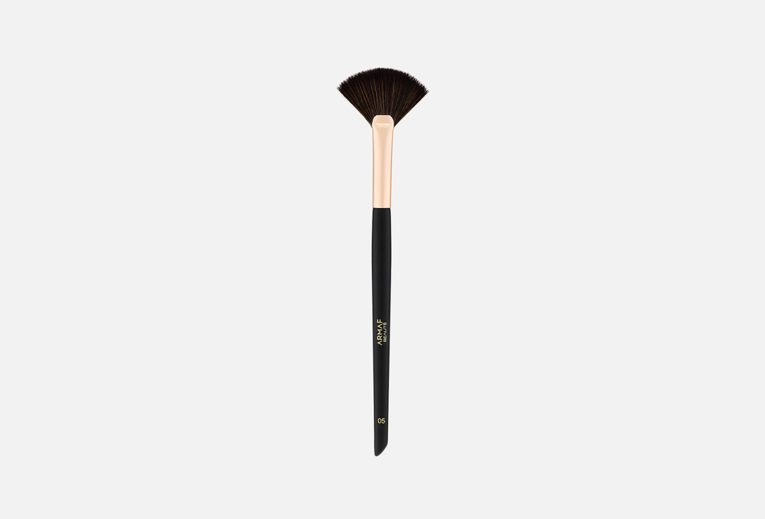 ARMAF BEAUTE Fan Brush Fan Brush 05
