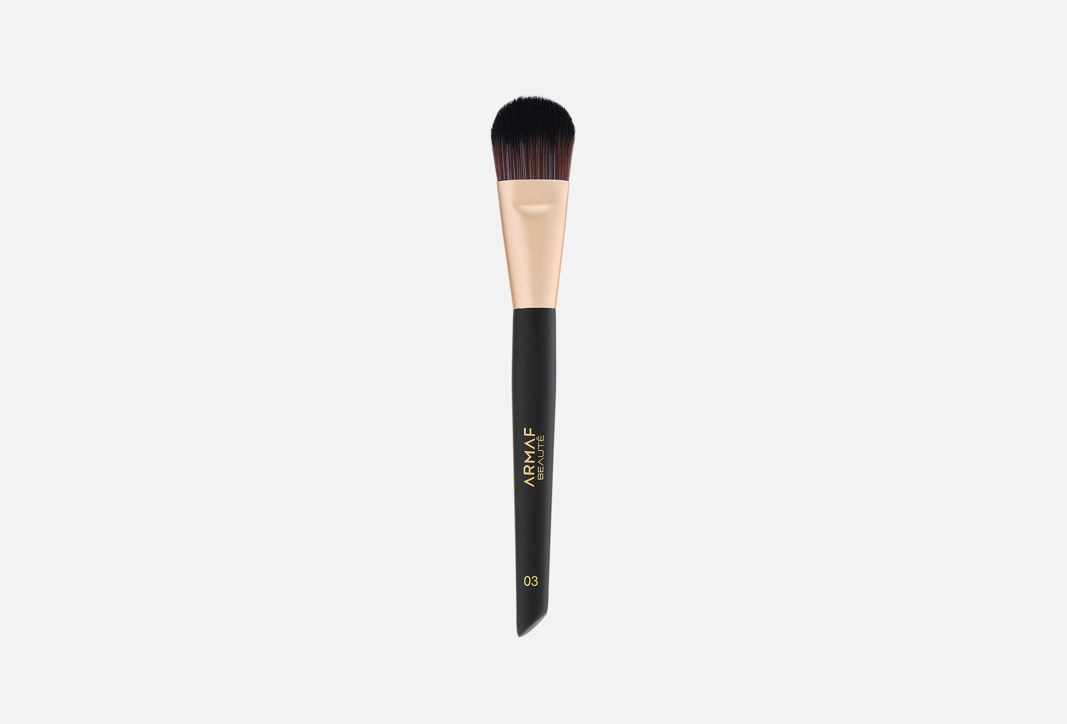 Foundation Brush 03 1