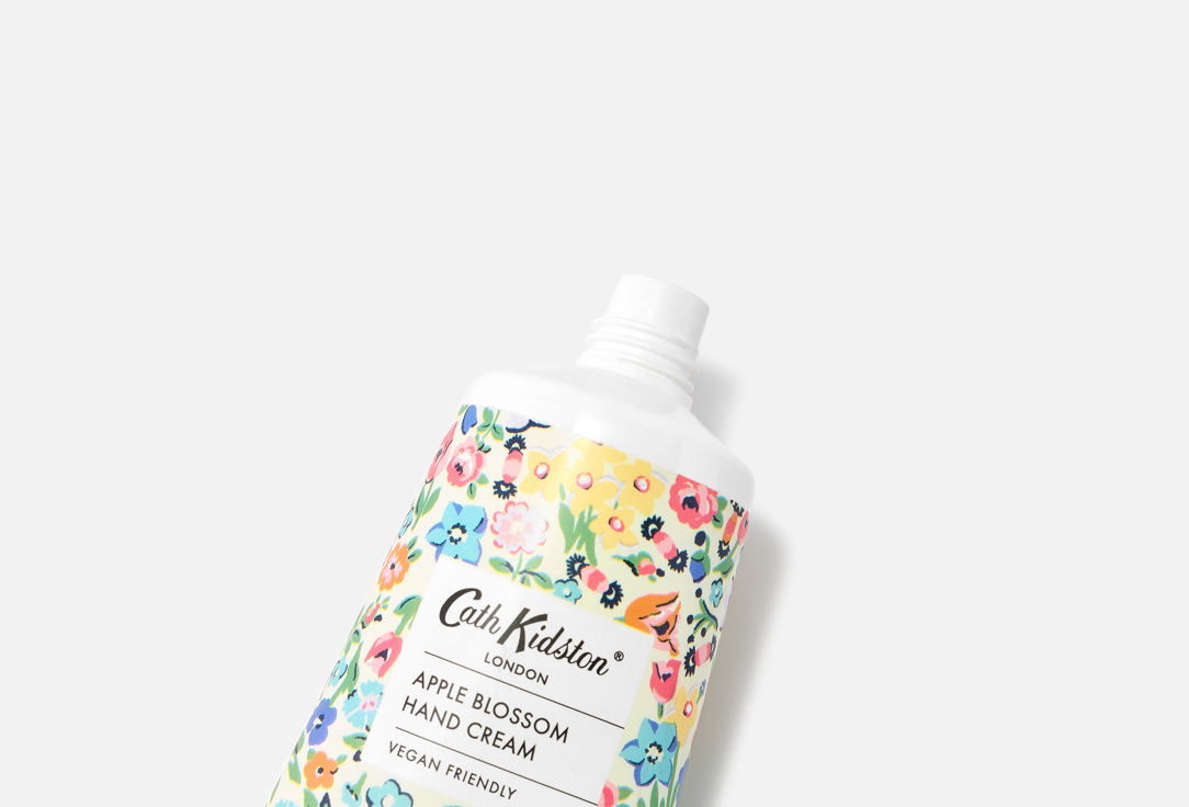 Cath Kidston Moisturizing Apple Blossom Hand Cream Harmony Ditsy 50 ml Cath Kidston Moisturizing Apple Blossom Hand Cream Harmony Ditsy